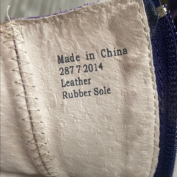 Live and Luca Toddler Girls Sz 6 6T 6c Purple Suede Button Leather Boots Tall - Picture 8 of 8